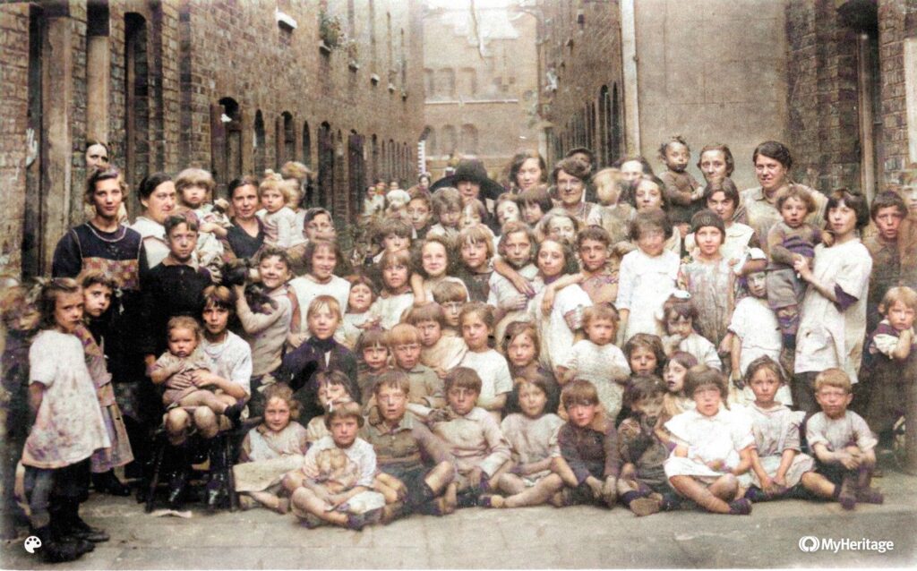 oldfamilyphoto bermondsey circa1925 colorized oldfamilyphoto bermondsey circa1925 colorized